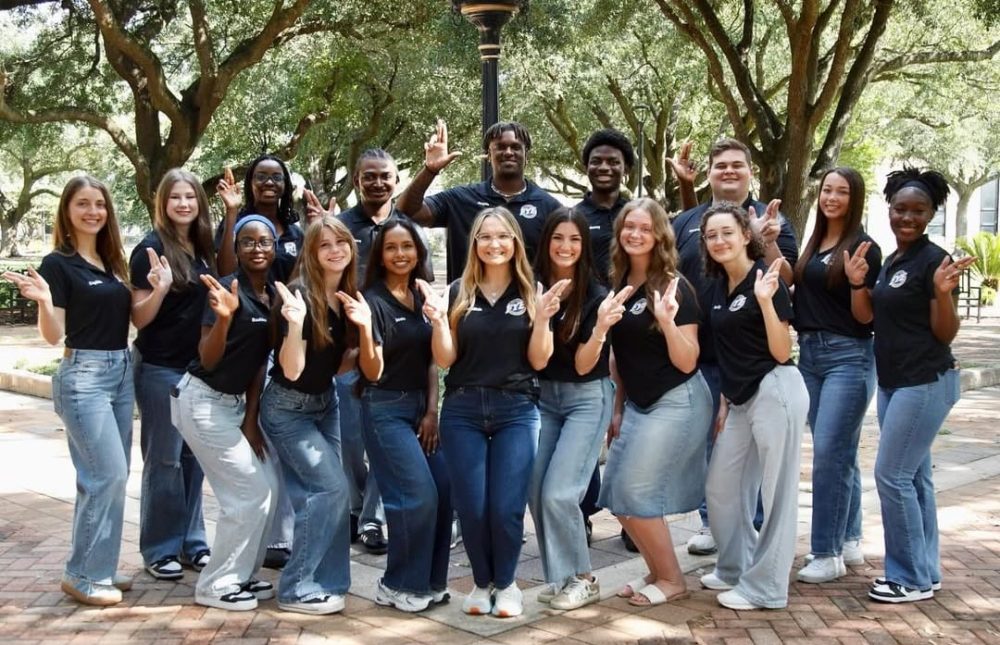 First Year Experience Reports Successful&nbsp;Fall